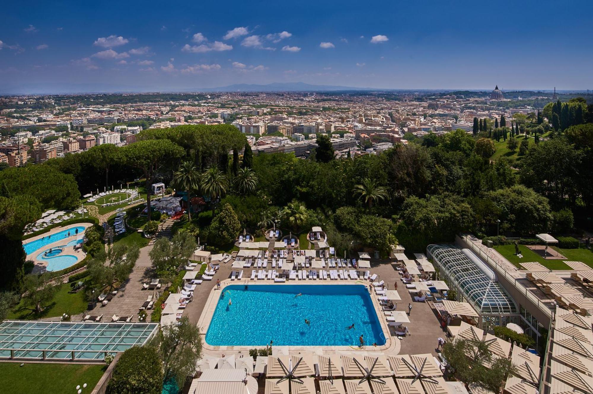 Rome Cavalieri, A Waldorf Astoria Hotel Exteriér fotografie